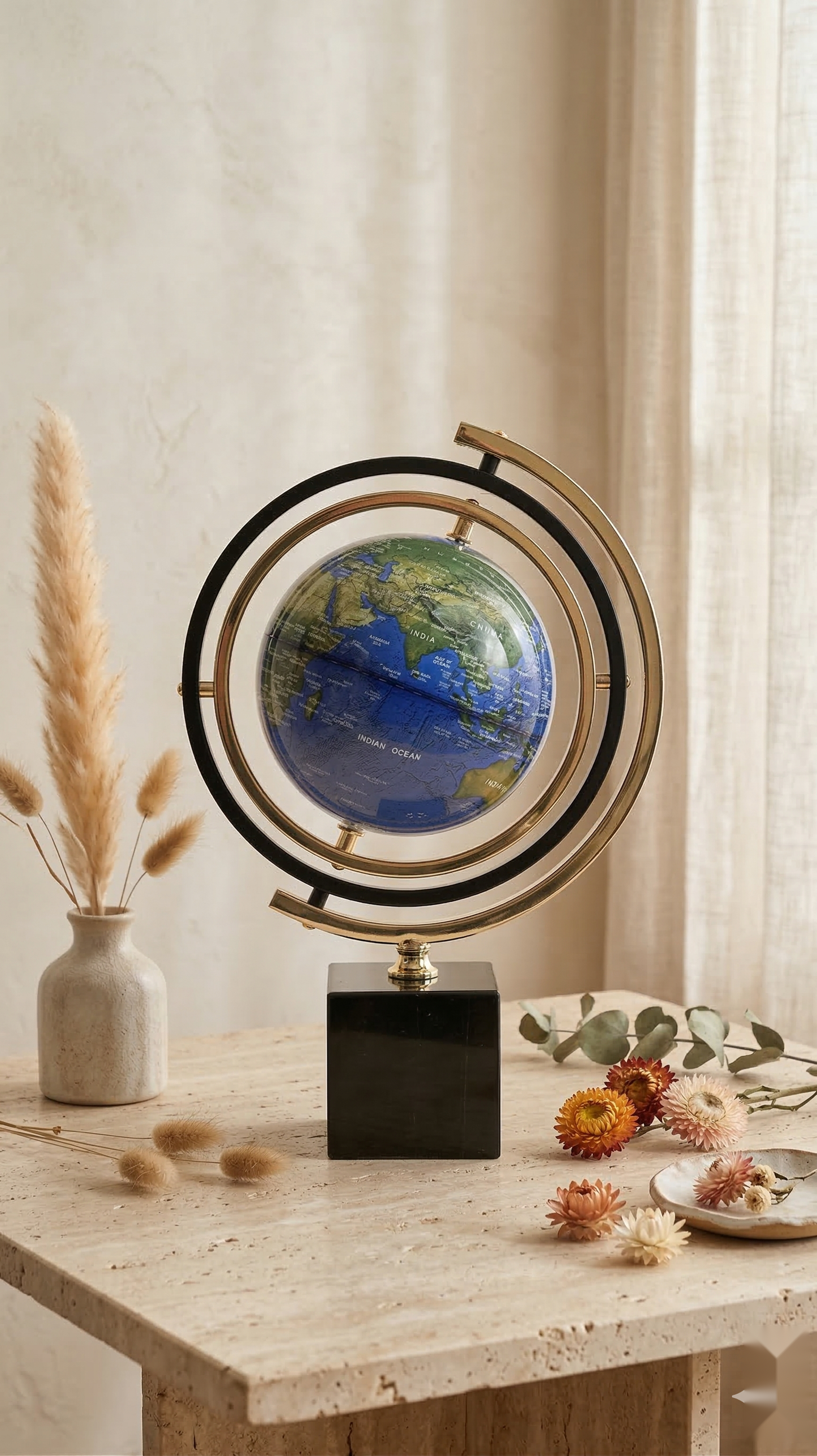 The Voyager’s Desk Globe